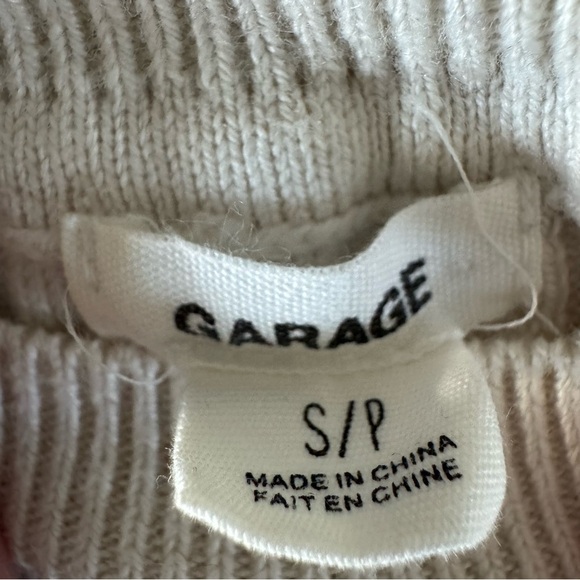 Garage Cream Stretchy Ribbed Knit Top sleeveless mock neck women’s Small - Picture 2 of 4